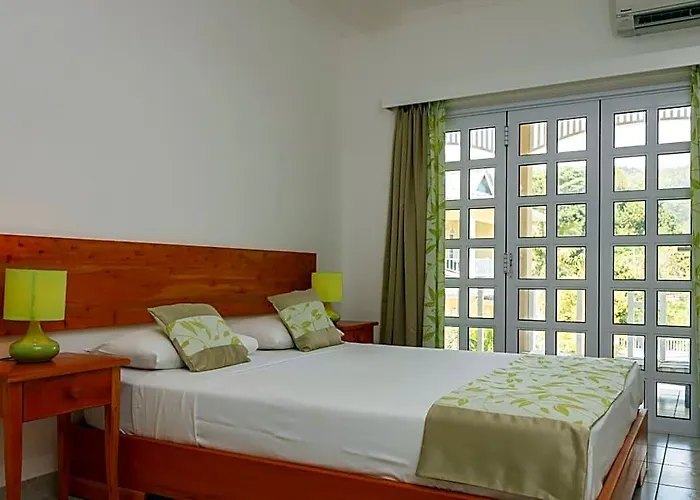 Captain's Hotell 4*